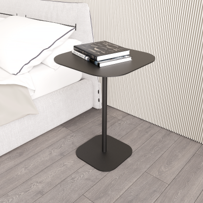 Стол металлический квадратный