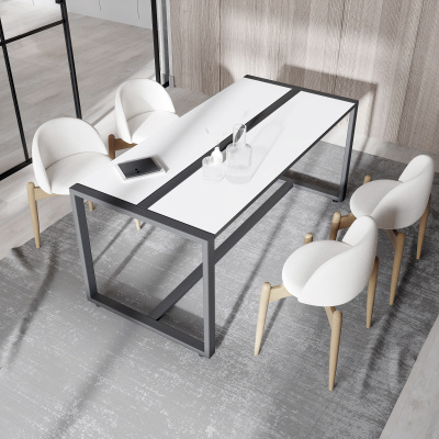 Стол обеденный