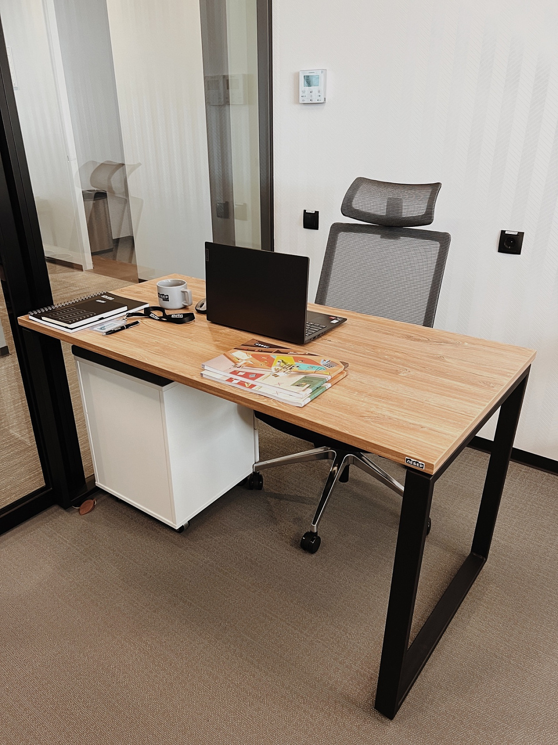 Стол офисный модульный О-образное подстолье